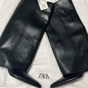 BRAND NEW - Zara Boots